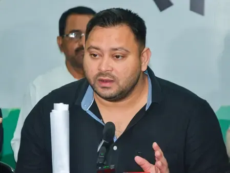 चिराग को बिहार से नहीं, कुर्सी से मोह ज्यादा : तेजस्वी यादव