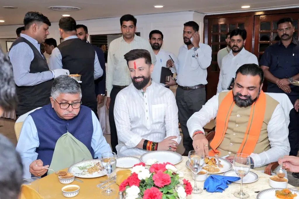 Chirag Paswan Joins Bihar CM's Delhi Dinner on State Development