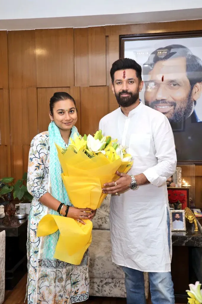 Chirag Paswan wishes Shambhavi on birthday