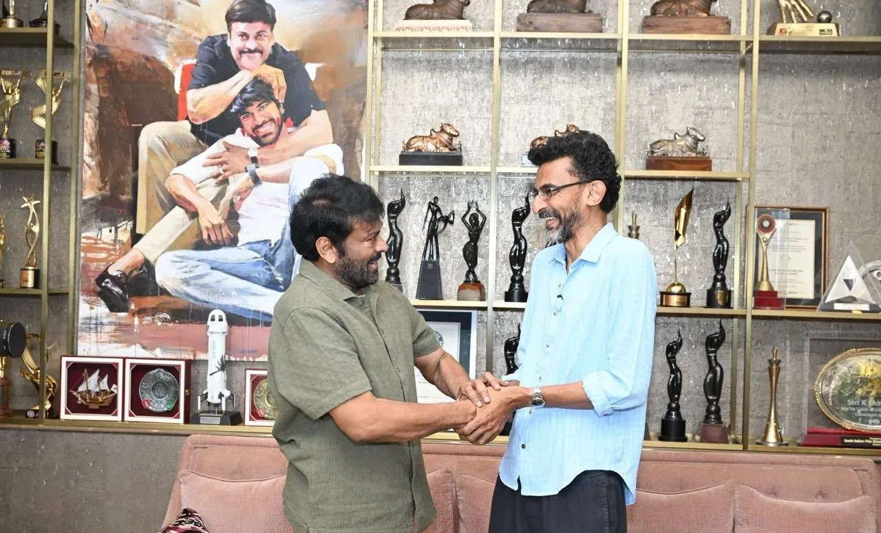 Did Chiranjeevi Just Praise Sekhar Kammula's Unique Filmmaking Style?