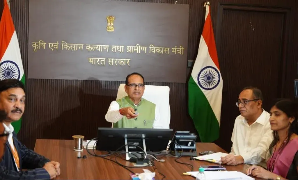 Chouhan launches NMMS 2.0 to curb fake MGNREGA attendance