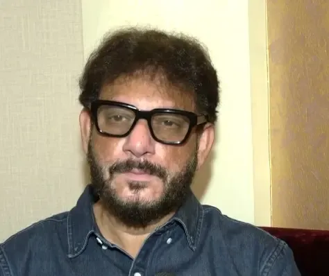 चुनाव आयोग में धोखाधड़ी का आरोप, AIMIM के वारिस पठान ने ज्ञानेश कुमार से माँगा इस्तीफा