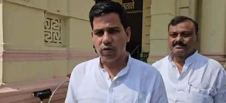 चुनावी राज्यों में ईसीआई सख्त, प्रचार के लिए सरकारी संसाधनों के इस्तेमाल पर पूरी तरह रोक