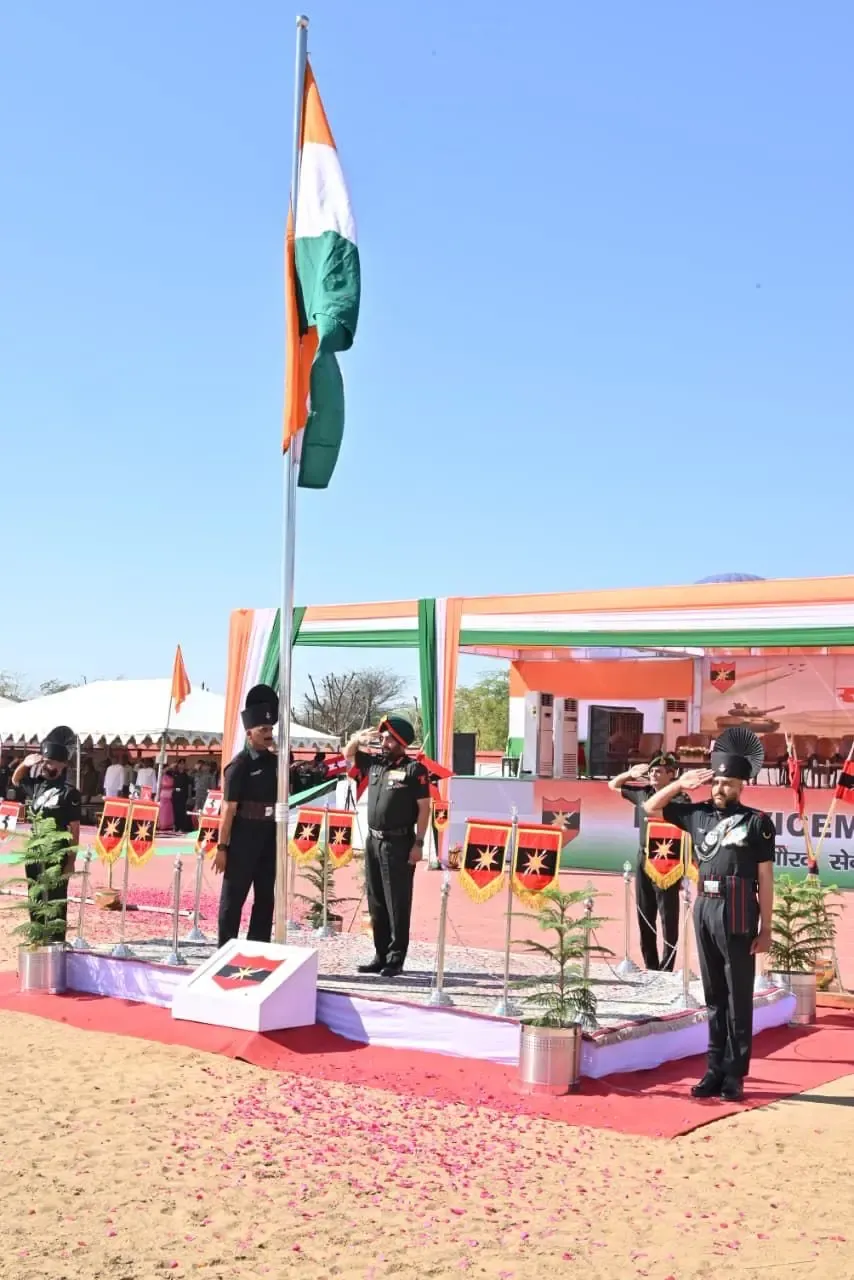 चूरू में सेना का अद्भुत शक्ति प्रदर्शन, मिलिट्री पाइप बैंड के साथ युद्ध कौशल की झलक