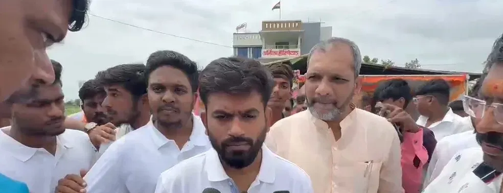 अभिजीत दिपके का आरोप: सीजेपी का इंस्टाग्राम अकाउंट अस्थायी रूप से बंद, स्कूल सुधार अभियान पर निशाना