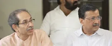 जंतर-मंतर छात्र प्रदर्शन को केजरीवाल-उद्धव का समर्थन, सरकार से बातचीत की माँग