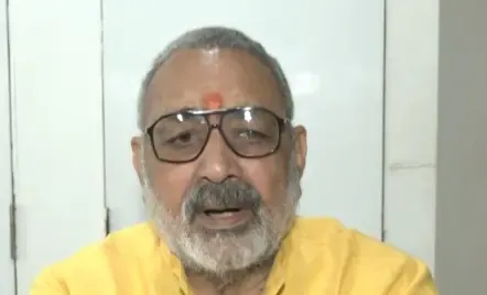 गिरिराज सिंह का राहुल गांधी और अभिजीत दिपके पर हमला, 'अहंकार' और 'अराजकता' पर तीखे बोल