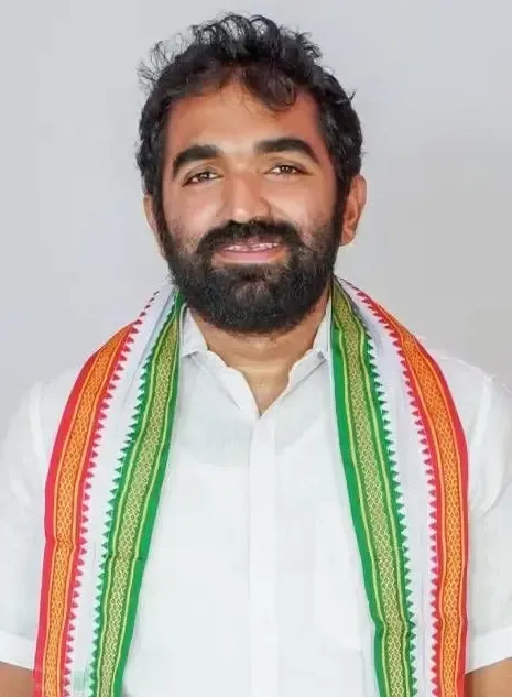Are Sons Clashing Over Their Fathers' Political Legacies in Kerala?