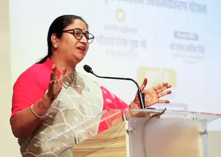 क्लाउड सीडिंग का उद्देश्य दिल्ली की हवा को स्वच्छ और वातावरण को संतुलित बनाना: सीएम रेखा गुप्ता