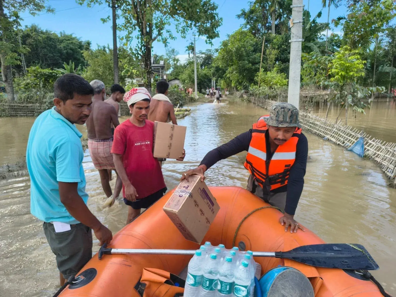 CM Assam Deploys Relief: Water, Food, Health Camps in Flood Zones