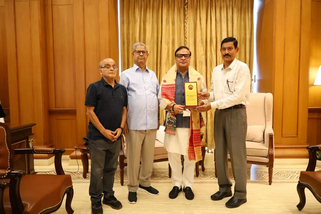 CM Assam Relief Fund Gets ₹16 Lakh From IOACON, Temple Trust