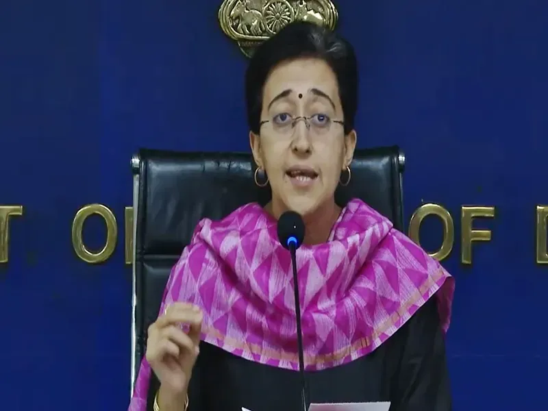 Chief Minister Atishi Initiates Investigation into Defective Nand Nagri Bridges