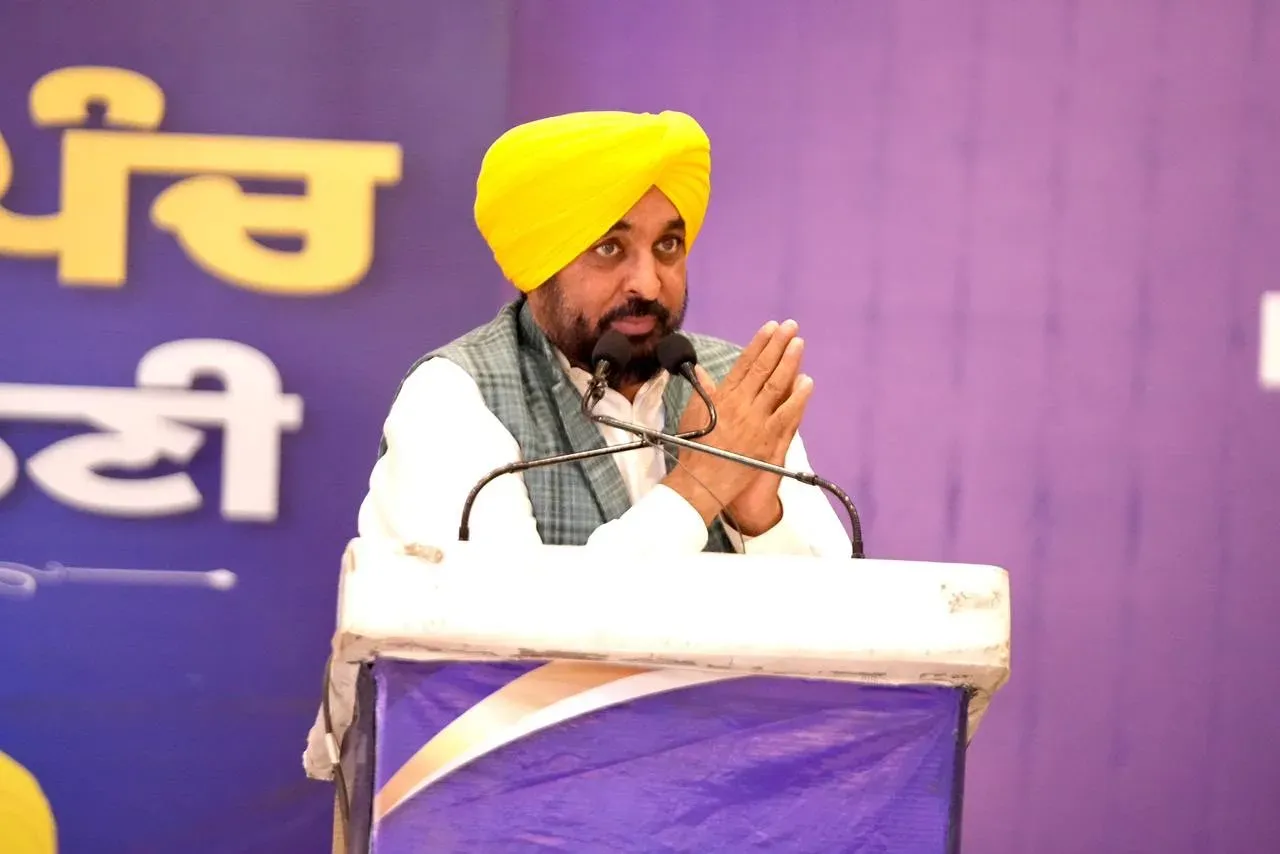 CM Bhagwant Mann Meets Sarpanches, Promises Direct Fund Transfers