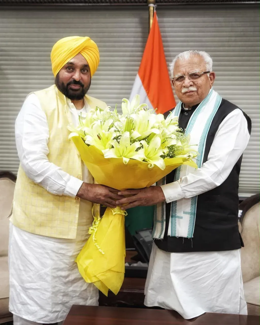 CM Bhagwant Mann Meets Union Minister Khattar Over Punjab's Development