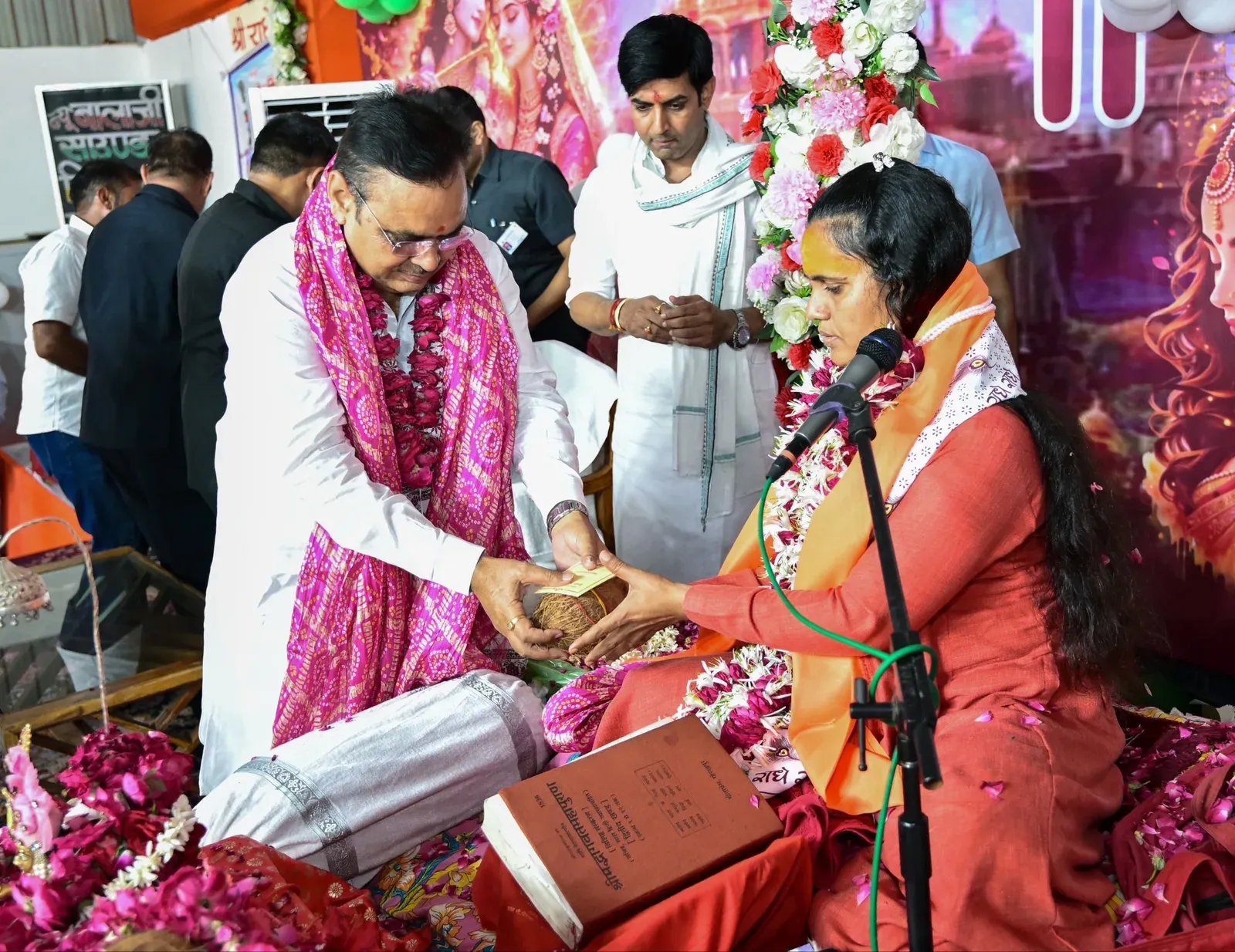 CM Bhajan Lal Attends Srimad Bhagwat Katha in Jaipur