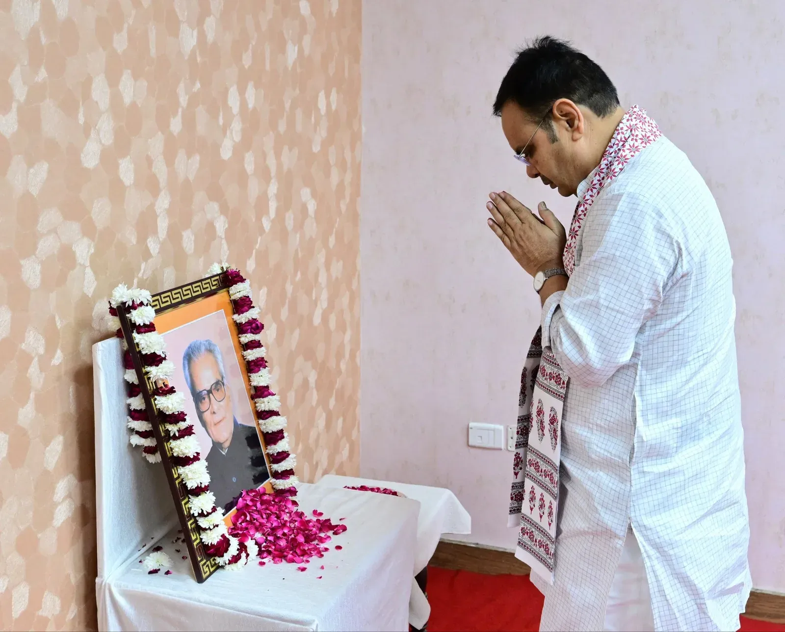 CM Bhajan Lal pays tribute to Bhairon Singh Shekhawat on birth anniversary