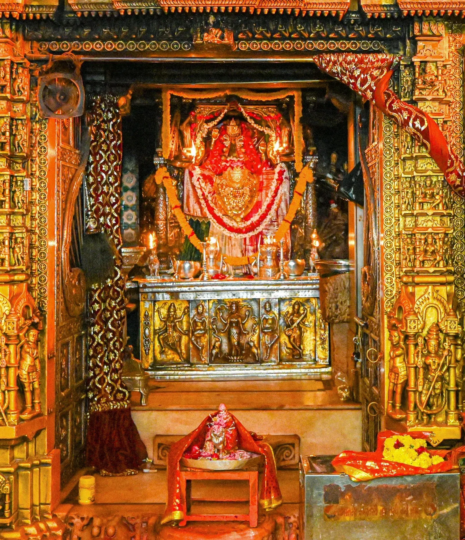 CM Bhajanlal Sharma visits Ambaji Shakti Peeth in Gujarat