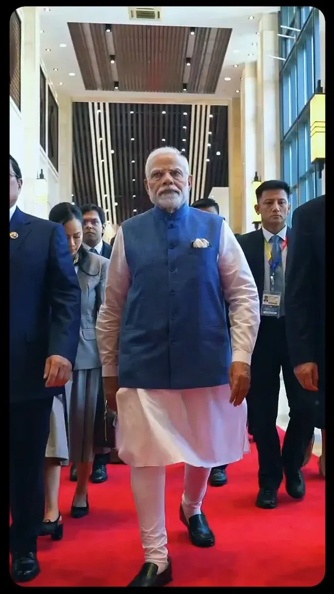 CM Bhupendra Patel Marks 25 Years of PM Modi's Public Service