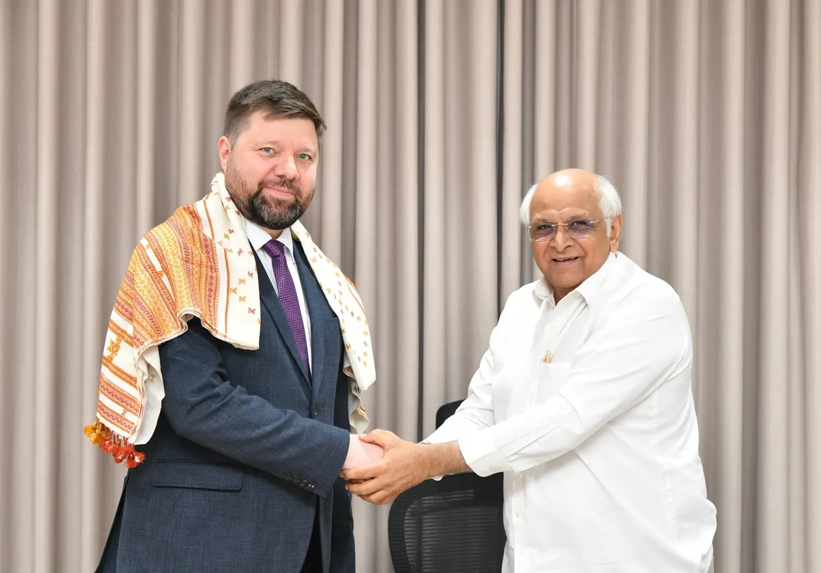 CM Bhupendra Patel Meets Russian Consul General, Eyes Maritime Ties