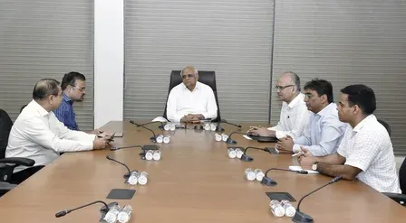 गिर में 4 शावकों की मौत: CM भूपेंद्र पटेल ने गांधीनगर में उच्चस्तरीय बैठक कर स्थिति का जायजा लिया