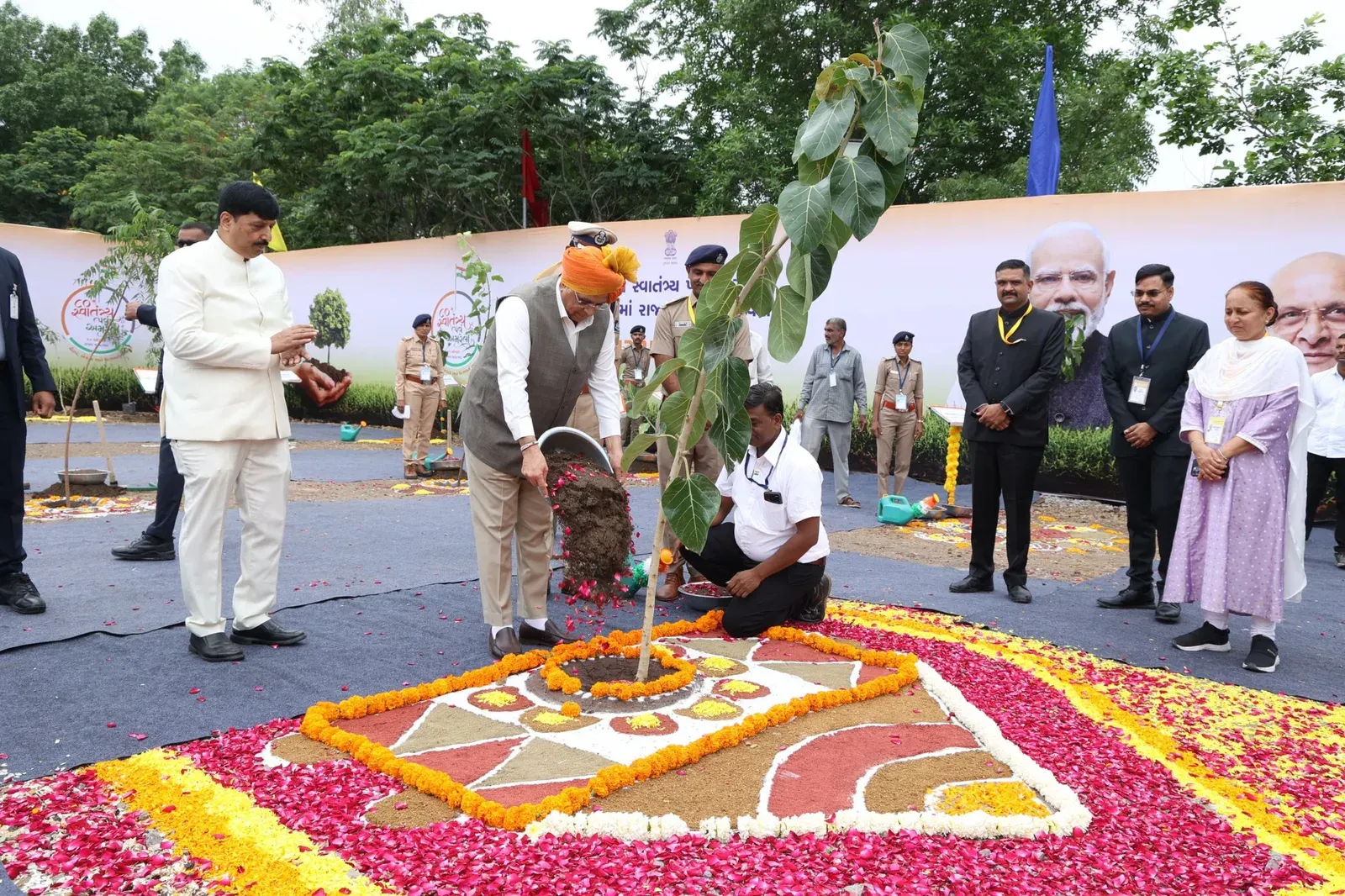 CM Bhupendra Patel Plants Trees in Amreli on Independence Day