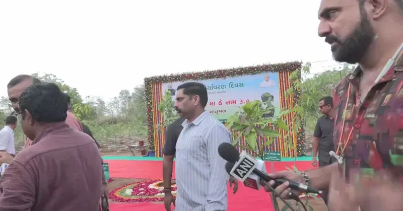 CM Bhupendra Patel Plants Trees in Gandhinagar on World Environment Day
