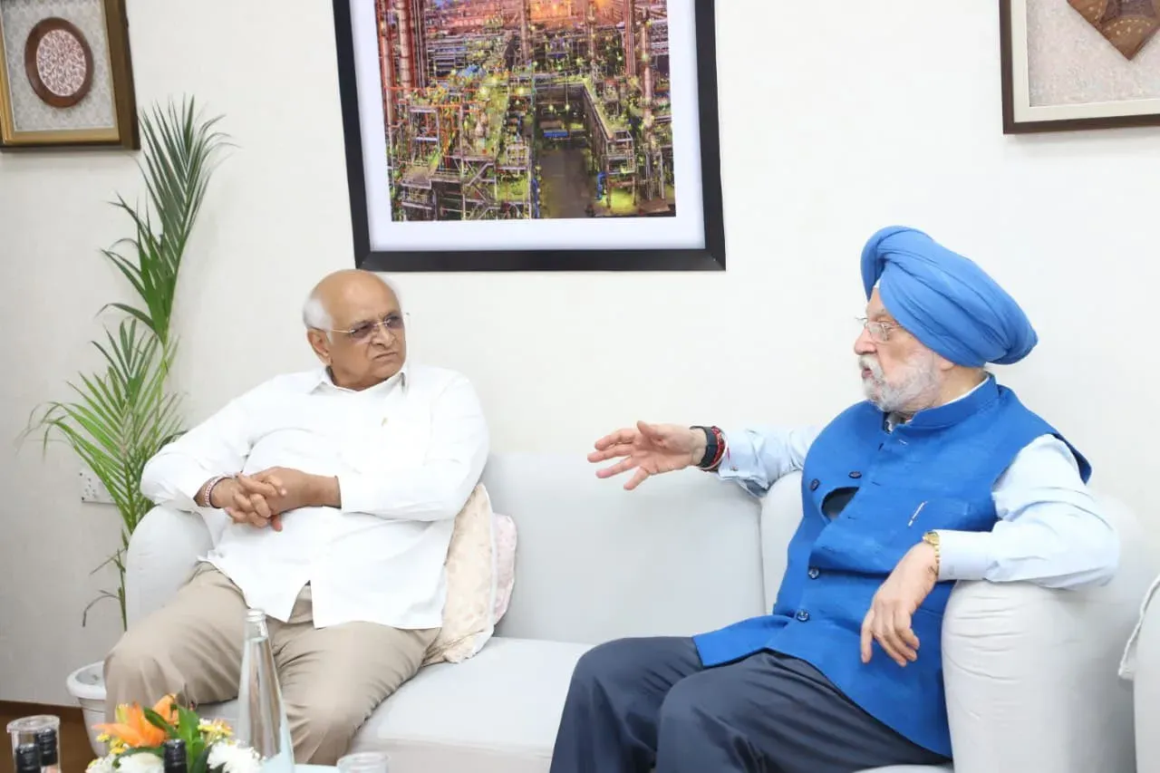 CM Bhupendra Patel Thanks Hardeep Puri for Birthday Wishes