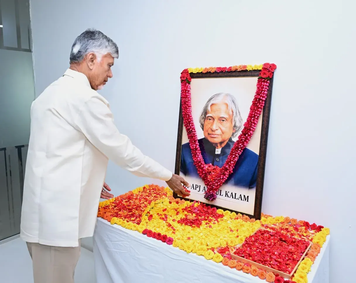 CM Chandrababu Naidu pays tribute to APJ Abdul Kalam on birth anniversary
