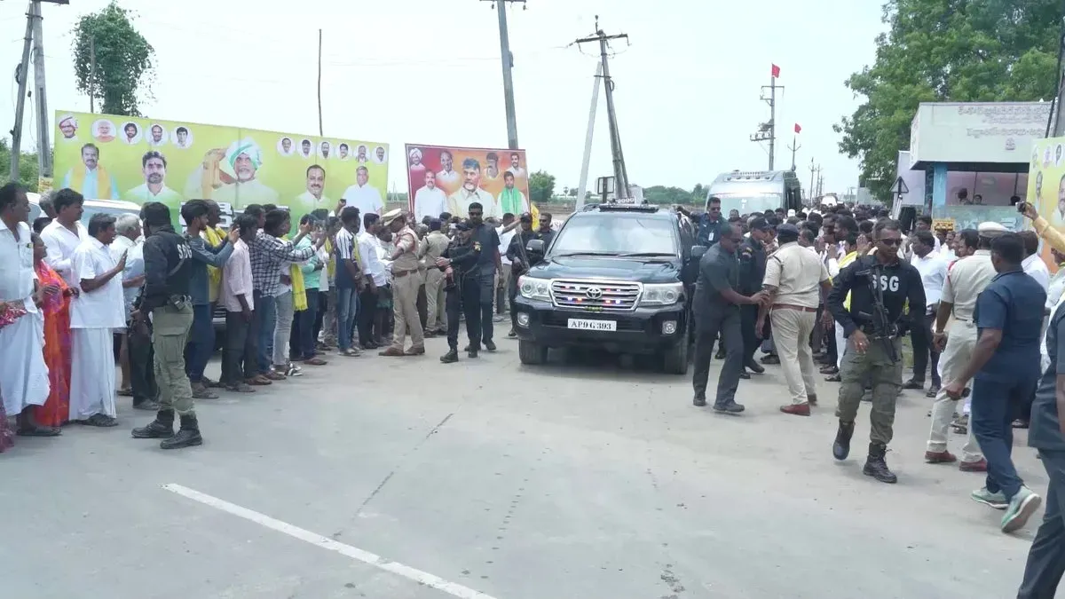 CM Chandrababu Visits Anganwadi in Palnadu, Hands Out Induction Stoves