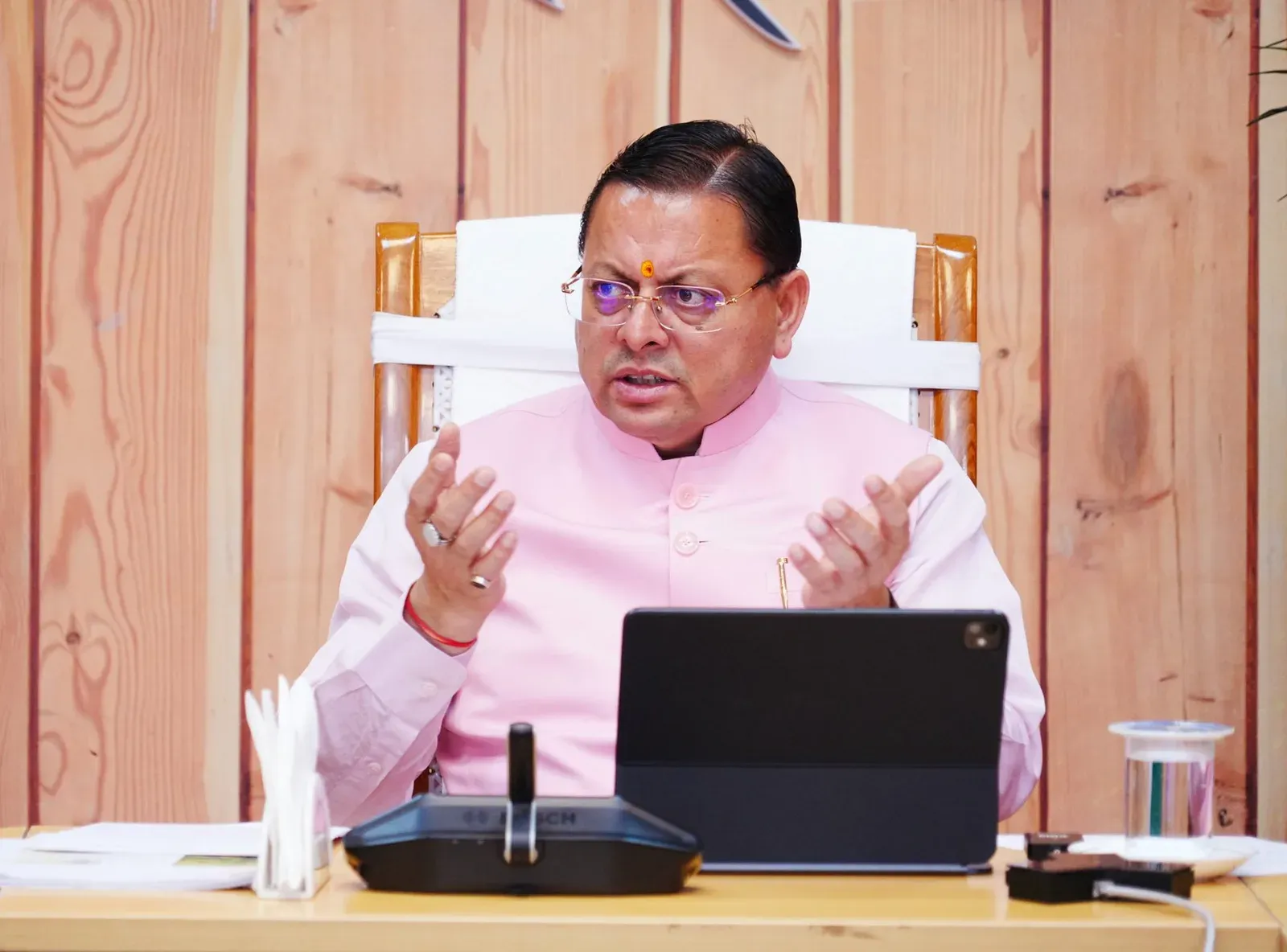 CM Dhami Directs DMs to Speed Up Anti-Encroachment Drive