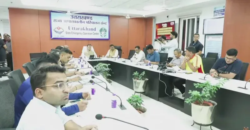 CM Dhami Directs Live Rescue Op at THDC Tunnel, Piplakoti