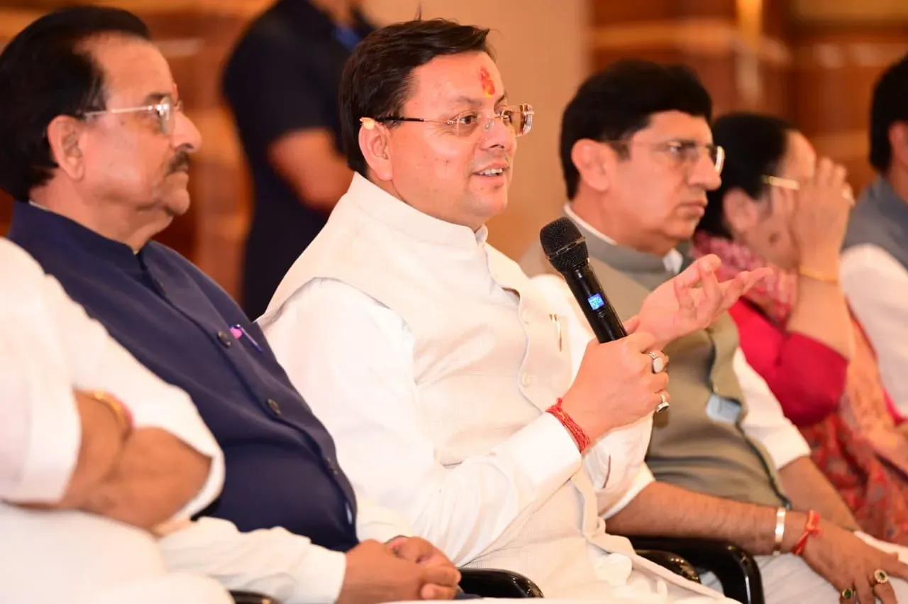 CM Dhami Engages Youth at Haldwani Social Media Conclave