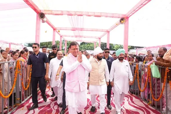 CM Dhami Holds Outreach Camp in Khatima, Reviews Welfare Schemes