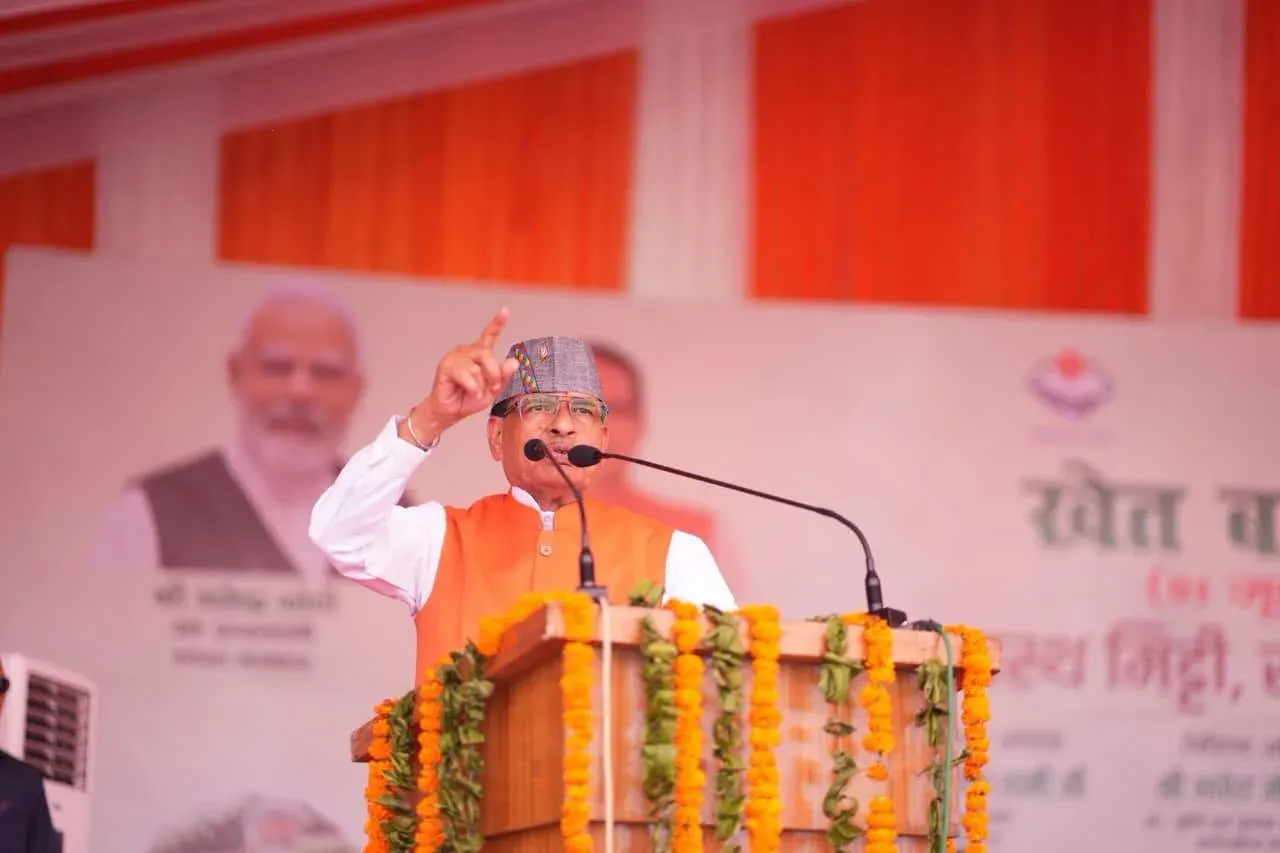 CM Dhami Hosts Senior BJP Leaders at Uttarakhand Event