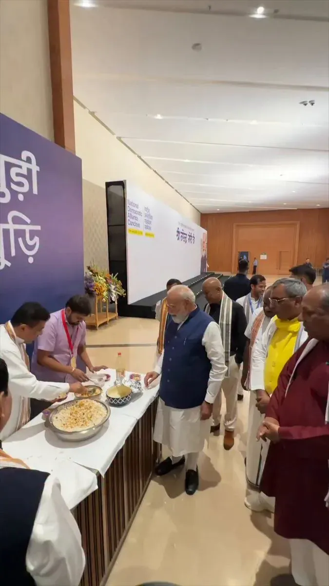 CM Dhami Invokes Folk Culture to Salute PM Modi