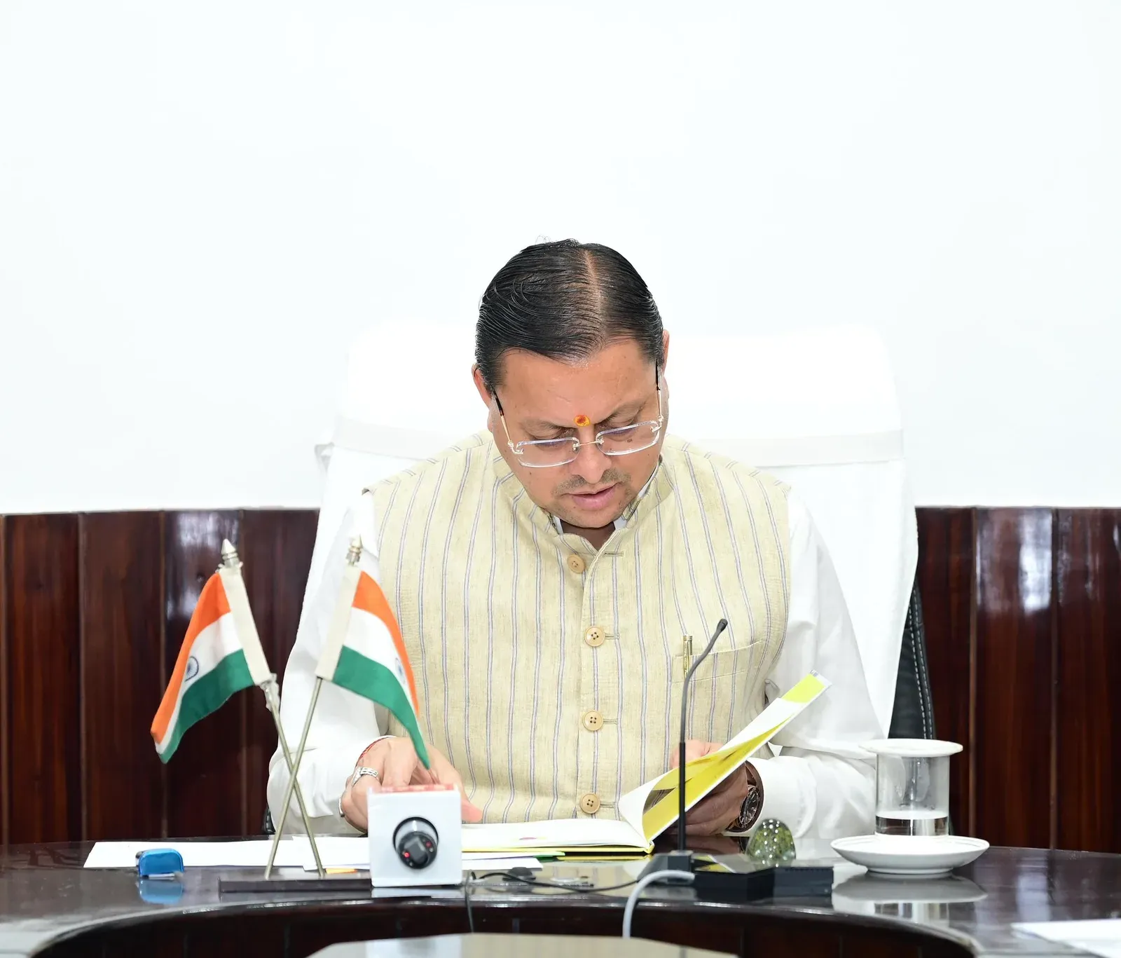 CM Dhami launches CEEW solar awareness booklet, cites Uttarakhand's rooftop solar push