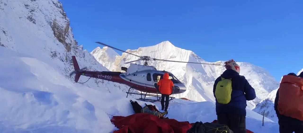 CM Dhami Monitors Kalindi Pass Rescue; 19 Airlifted to Harsil