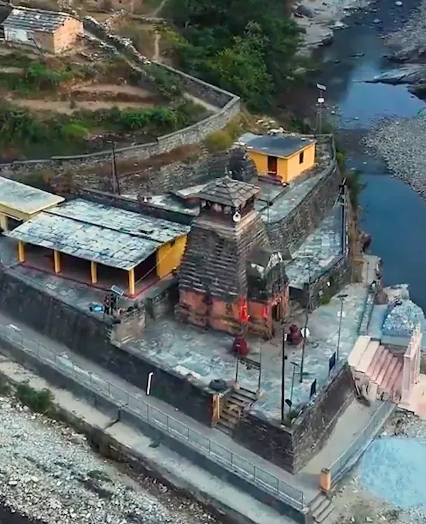 कपिलेश्वर शिव मंदिर: CM धामी ने अल्मोड़ा के प्राचीन शिवधाम का वीडियो एक्स पर साझा किया