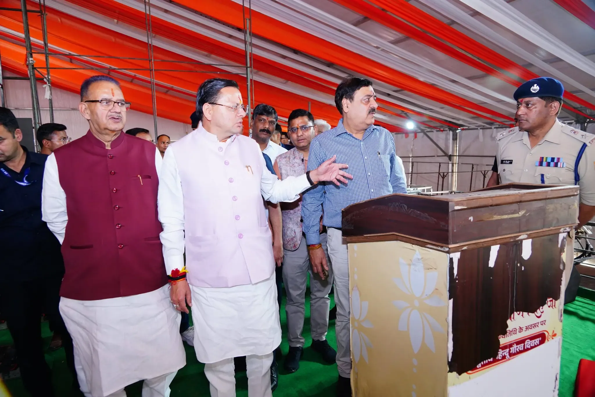 सीएम धामी ने पीएम मोदी के उत्तराखंड दौरे की तैयारियों का किया निरीक्षण