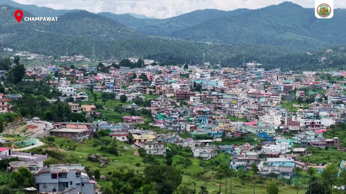 CM Dhami Pushes Apple, Kiwi Missions to Lift Uttarakhand Farmers