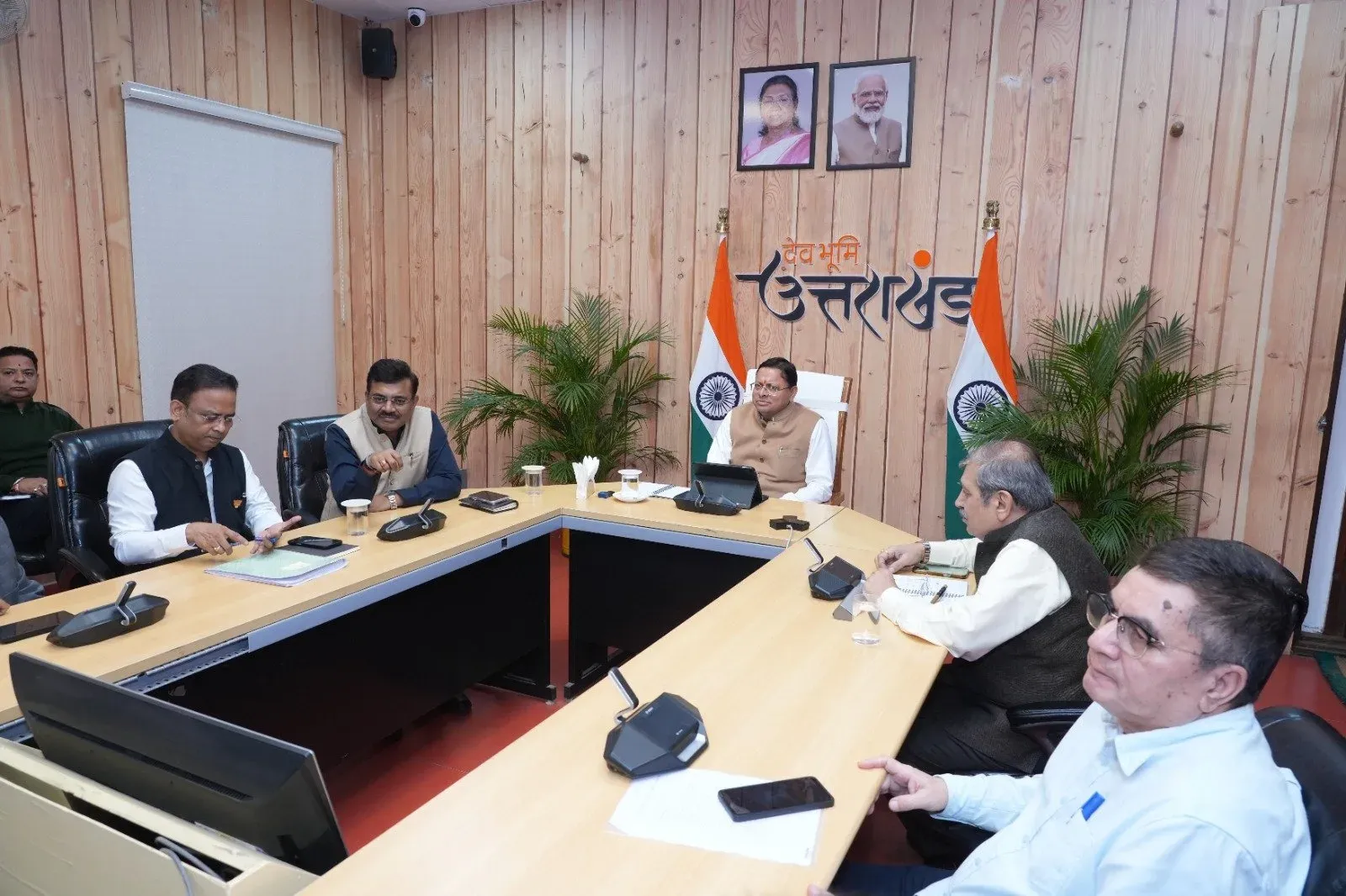 CM Dhami Reviews UPCL, PTCUL Finances; ₹539 Cr Govt Dues Flagged