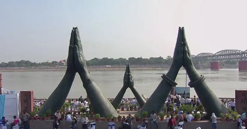 CM Dhami Tunes In Live as PM Modi Joins IAF Air Show in Varanasi