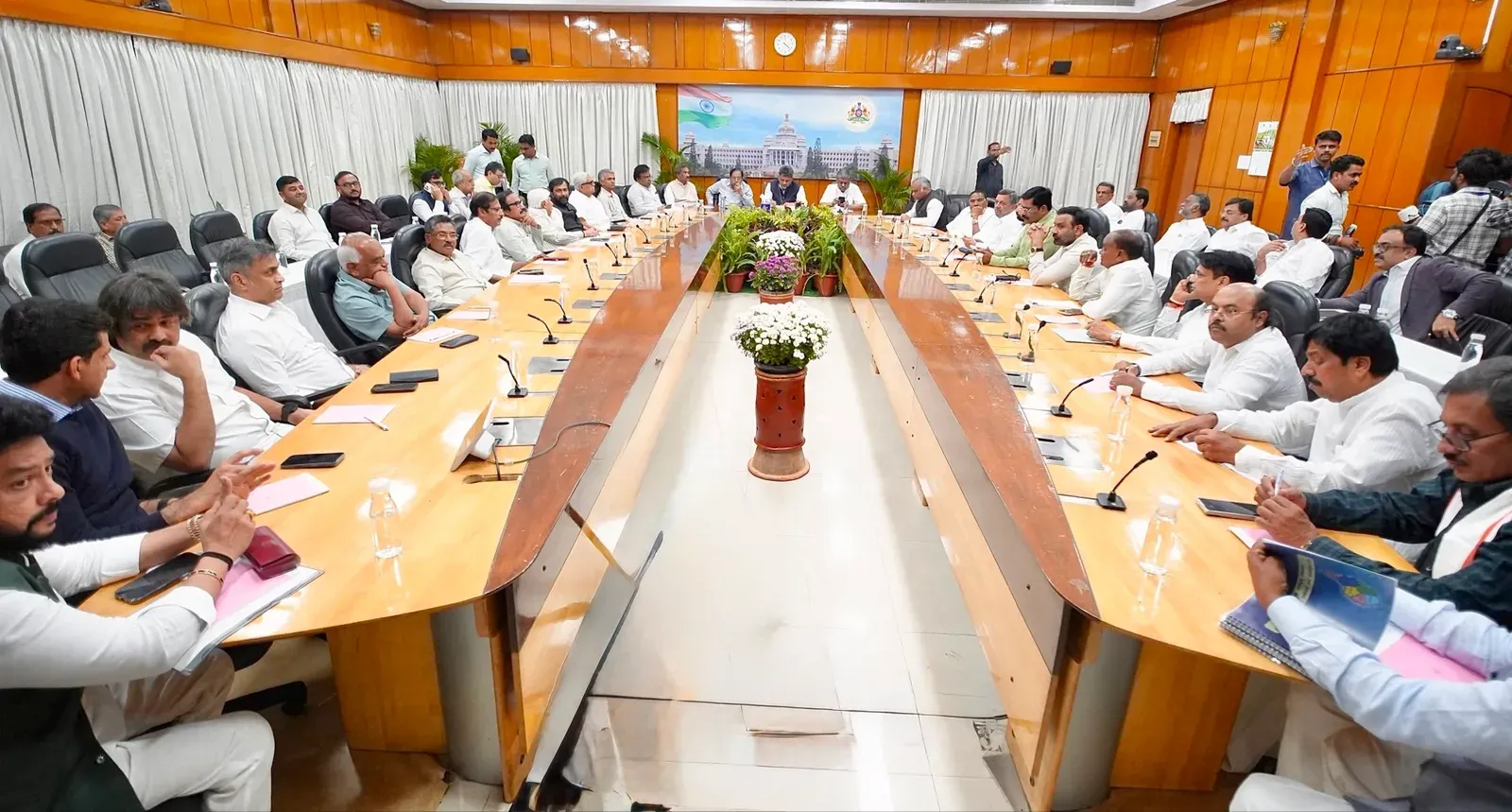 CM DK Shivakumar Chairs High-Level Meet at Krishna