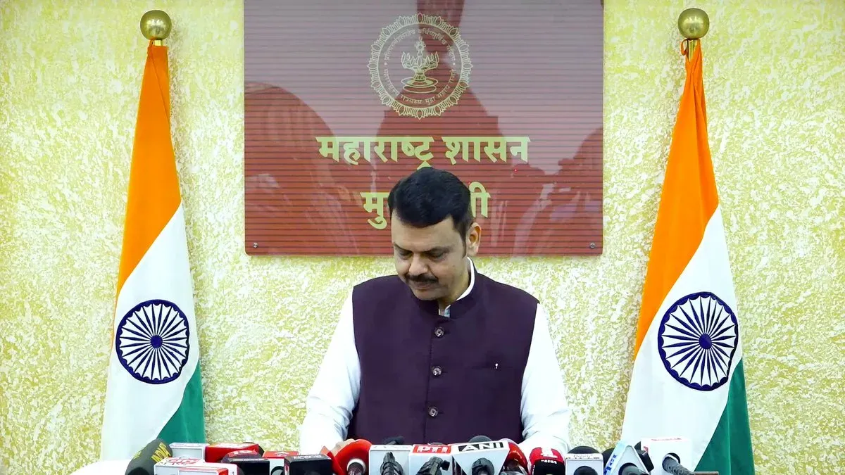 CM Fadnavis: 12 Drought Relief Measures to Roll Out Immediately