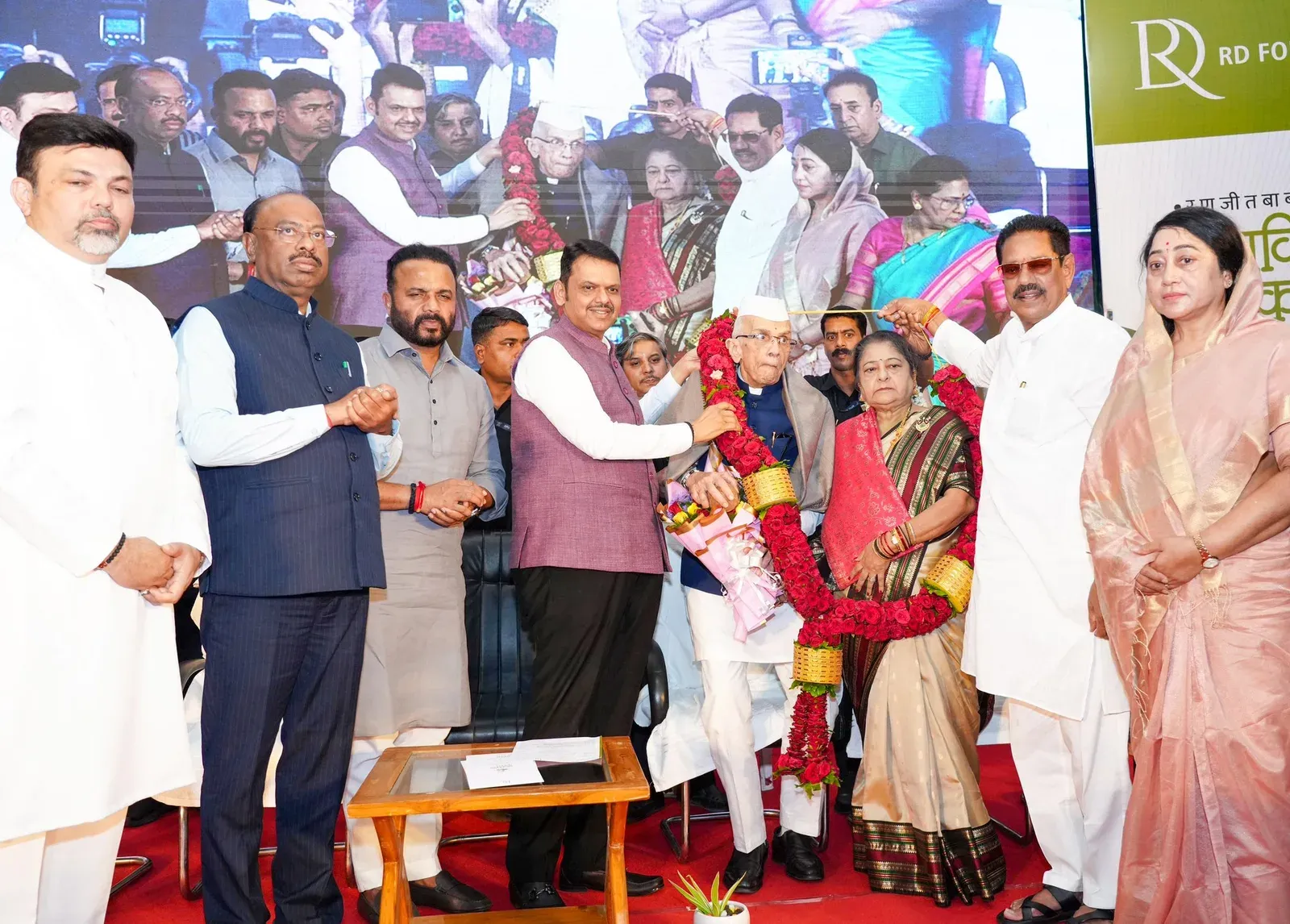 CM Fadnavis backs people-tech model for village growth