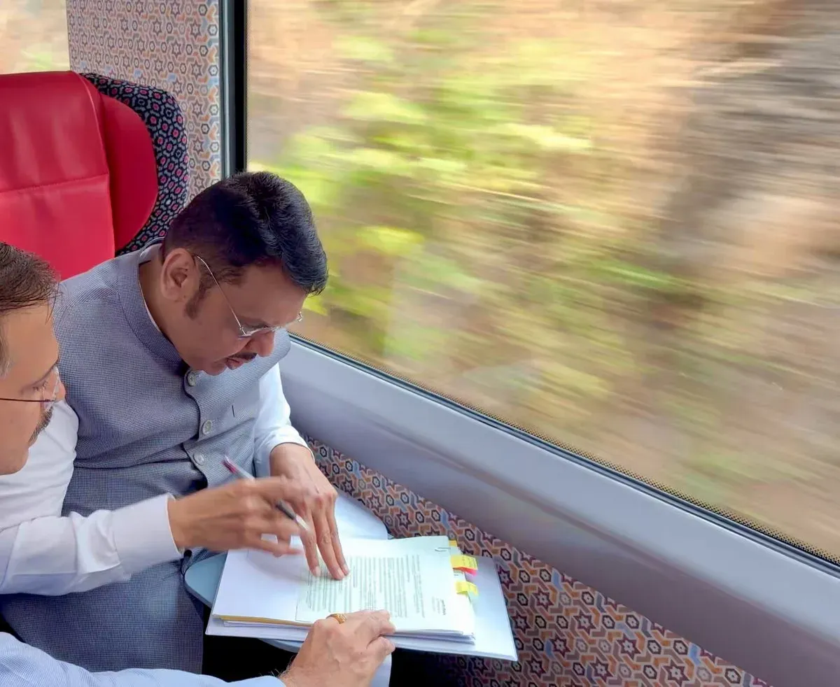CM Fadnavis Backs Vande Bharat Push for Maharashtra
