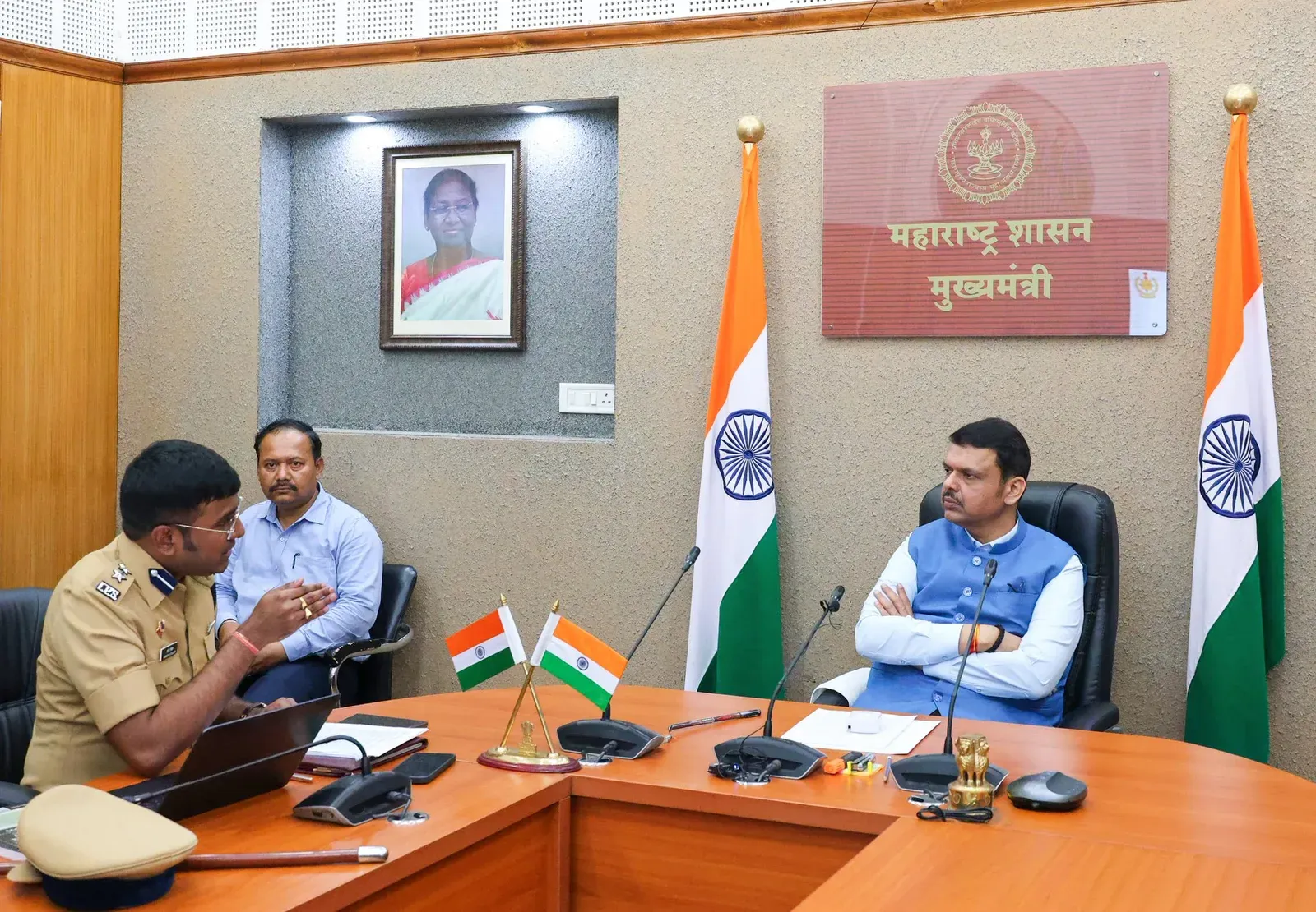 CM Fadnavis Chairs Meet on Explosives Rules Reform in Nagpur