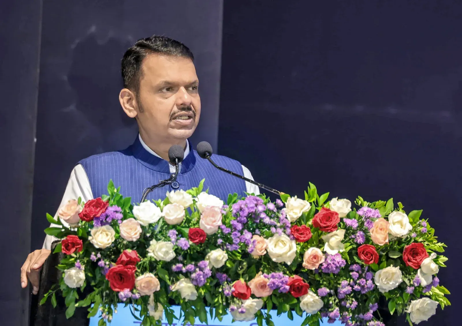 CM Fadnavis Distributes Jaipur Foot Devices to Nagpur's Disabled