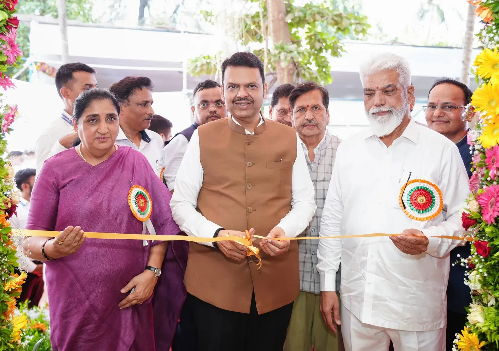 CM Fadnavis Inaugurates Renovated Balbhavan Building in Mumbai