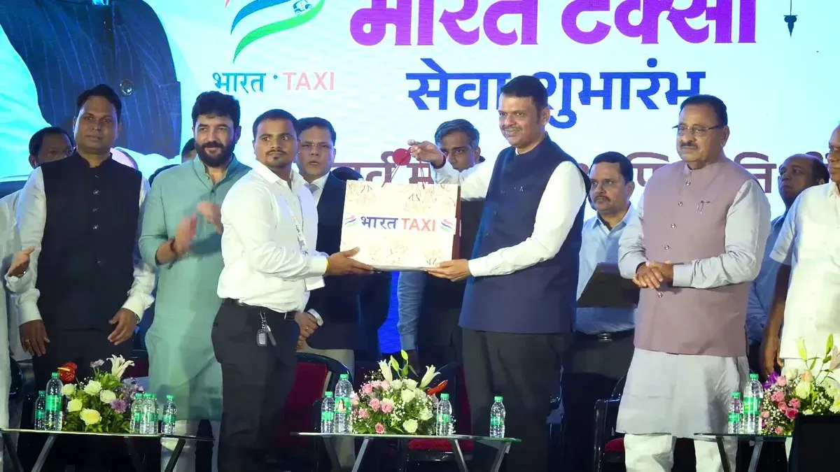 CM Fadnavis Launches Bharat Taxi Service at Navi Mumbai Airport